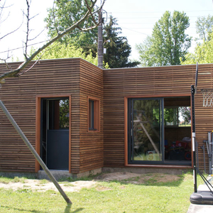 Extension en bois par Maison Bois Vallery (Landes)